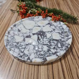 Bandeja de mármol de diseño redonda única con acabado elegante, ideal para servir el centro de mesa de decoración de tocador y una elegante pantalla de mesa - Product Image 4