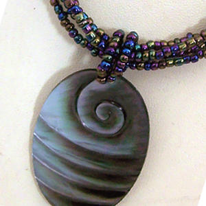 Bijoux en coquillages, collier bohème en nacre noire, motif de perles de coquillages sculptées sur des chaînes en alliage pour mariage ou cadeau - Product Image 2