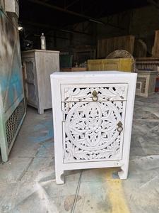 Elegante armario extensible sólido hecho a mano para sala de estar, acabado suave, marco fuerte duradero, múltiples secciones de almacenamiento para la escuela - Product Image 3