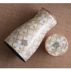Botella Decorativa de 32 oz para Dormitorio de Indian Art Villa, Diseño de Lujo con Estampado en Oro Puro y Acabado de Mármol para Uso Decorativo - Product Image 3