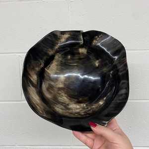 Bol en corne de buffle bol de service sculpté de style animal pour vaisselle et ustensiles de cuisine bol de service en corne forme de taille personnalisée - Product Image 2