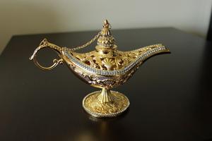 Quemador de Incienso de Latón Religioso de Lujo para Decoración del Hogar u Oficina, Estilo Árabe, Disponible en Precios para Uso Regular - Product Image 4