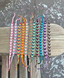Pulsera de la Amistad Chevron Hecha a Medida para Ti - Product Image 2