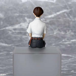 Figurine Premium Ikari Shinji Chokonose en Résine de l'Anime Japonais Neon Genesis Evangelion - Personnage Garçon de SEGA - Product Image 4