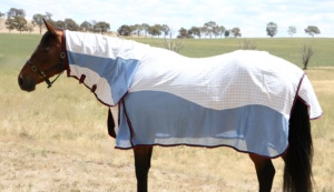 Mantas de Verano para Caballos al por Mayor Personalizadas - Manta Ligera de Malla con Protección Completa para el Cuello - Suministros Equinos Duraderos - Product Image 1