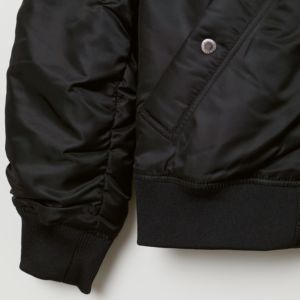 OEM Custom High Quality Oversize Quilted Cropped Goose Padded Bomber Jacket Winter Puffer for Plus Size Men Fabric Material - Product Image 4