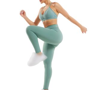 Ensemble de leggings et soutien-gorge de sport respirants pour femmes, fabriqués en usine, au-dessus du genou, sans couture, pour le yoga, collection 2026 - Product Image 4