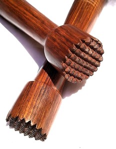 Muddler de Cócteles de Madera de Diseño Superior, Herramienta de Barra Ergonómica y Resistente para Triturar Potente, Mezclar Suavemente y Preparar Bebidas Artesanales - Product Image 4