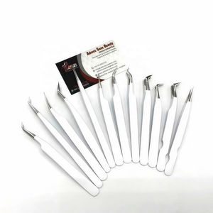 Pinzas para Pestañas ASB Personalizadas Blancas, Acero Inoxidable de Grado Quirúrgico, Antiestáticas, Precisión, Agarre Fuerte, Sostenibles - Product Image 1