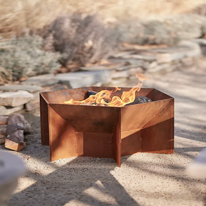 Una amplia hoguera de acero Diseñada para acomodar troncos grandes para un calor de combustión constante y constante para jardín para uso en exteriores - Product Image 1