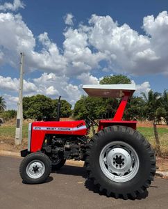 รถแทรกเตอร์การเกษตร Massey Ferguson 390 กำลัง 100 แรงม้า รุ่น MF390 มีจำหน่าย - Product Image 5