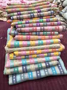 Tissu en organza à carreaux de haute qualité pour la conception de mode et les projets de couture DIY, doux, lisse et transparent pour garçons - Product Image 2