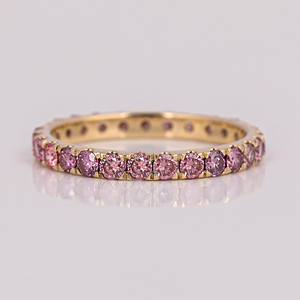 แหวนแต่งงานแบบเต็มวงประดับเพชรทรงกลมสีชมพูเคลือบทองคำ 14KT สุดหรูหรา ของขวัญแต่งงานสุดคลาสสิกสำหรับผู้หญิง - Product Image 1