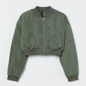 Ventes en gros OEM, veste d'hiver de haute qualité, veste courte en duvet pour femmes, veste matelassée à col montant, veste bomber pour femmes, personnalisable - Product Image 4