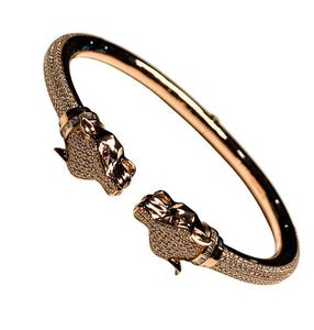 BRAZALETE UNISEX DE ORO ROSA CON DIAMANTES REDONDOS Y DE CORTES BAGUETTE DE 4.5CT - Product Image 6