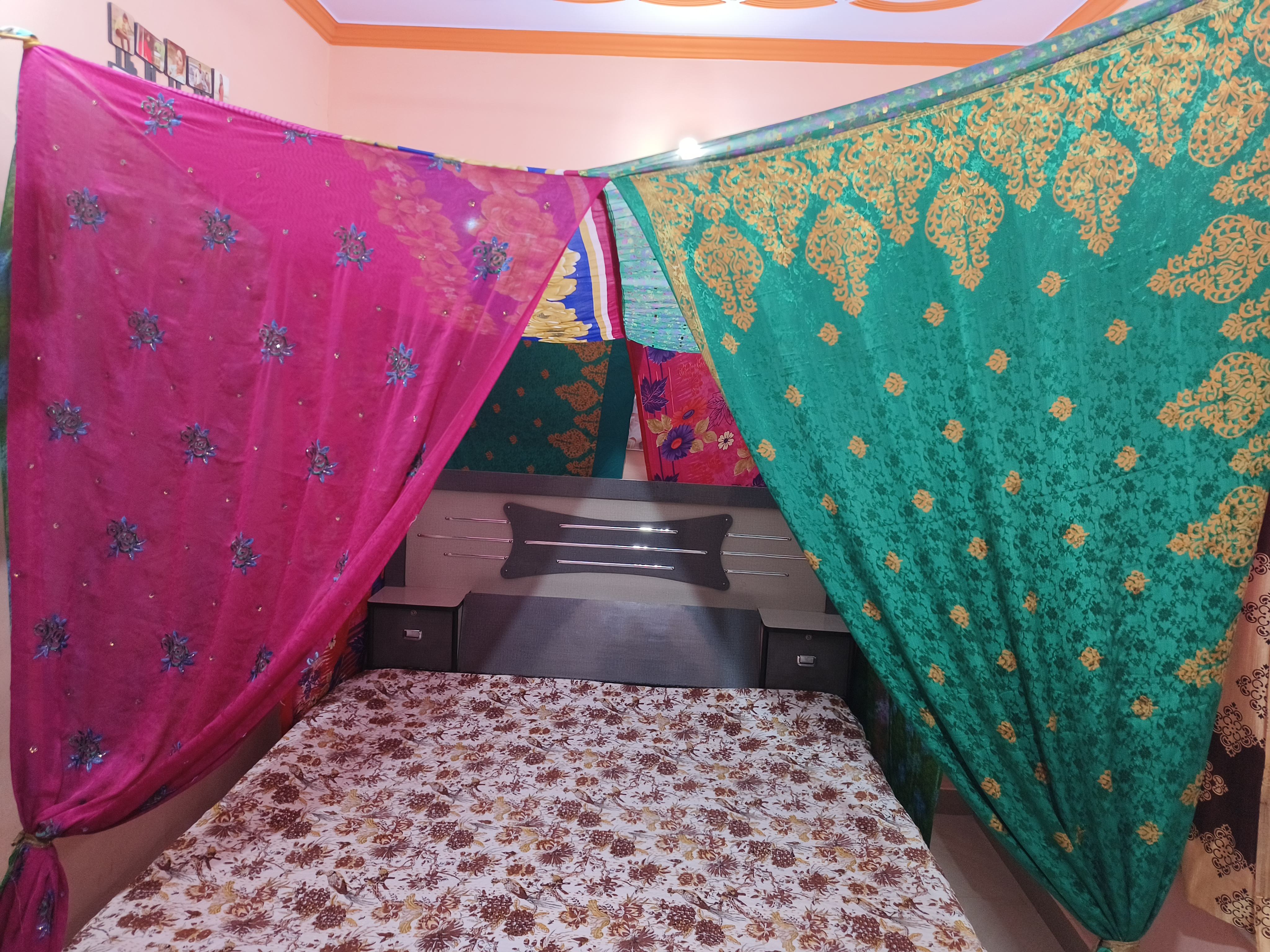 ชมพู/เขียว