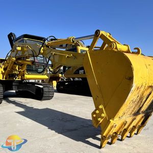 Excavadora de Orugas Komatsu PC130 de Alta Calidad con Brazo Extendido, Rendimiento de Alta Gama, Usada de Segunda Mano a Bajo Precio - Product Image 2