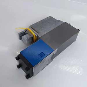 Nouvelle condition 4WRPEH10C3B100L-2X/G24K0/A1M 4WRPEH10 4WRPEH6 vanne de commande directionnelle hydraulique proportionnelle - Product Image 3