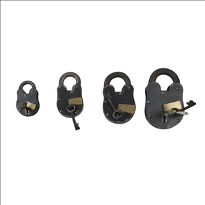 Juego de cerraduras de Metal personalizadas, diseño de puerta con diseño de aspecto antiguo, cerraduras antiguas, personalización disponible - Product Image 1