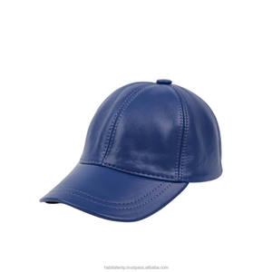 Gorro de piel de oveja auténtica azul - Product Image 1