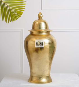 Jarrón de Jengibre de Lujo en Aluminio de Primera Calidad con Acabado en Color Dorado, Jarrón Decorativo de Metal de Alta Calidad con Accesorios - Product Image 2