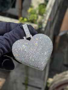 Iced Out en forme de coeur Hip Hop Moissanite ronde taille brillant diamant pendentif en argent Sterling 925 bijoux fins cadeau pour elle - Product Image 4