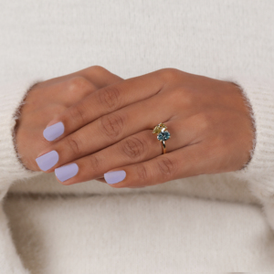 Anillo de solitario Toi Et Moi de corte de pera ovalado chapado en oro y platino Anillo de aniversario de boda clásico de moda para ella - Product Image 3