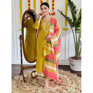 Élégant Nouveau Designer Indien et Pakistanais Vêtements Séquence Codage Broderie Travail Viscose Chanderi Kurti Pantalon Dupatta Ensemble - Product Image 1