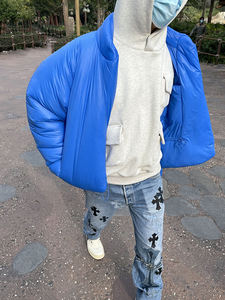 La última Sudadera con capucha de bolsillo de algodón 100% personalizada para hombres, Sudadera con capucha lisa con bolsillo de carga con botón a presión - Product Image 3