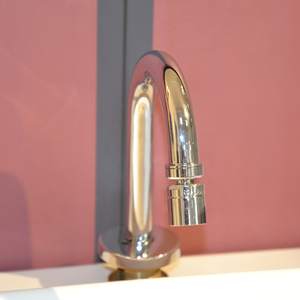 Robinet de bidet Pegaso à 3 trous, robinet de lavabo de salle de bain avec bec pivotant et double poignée, finition chrome poli, laiton massif fabriqué en Italie - Product Image 4