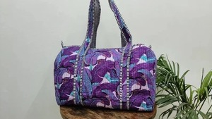 Bolsa de Viaje Deportiva Acolchada de Tela de Algodón Ecológica de Alta Calidad con Estampado de Hojas Moradas Indias, Cierre de Cremallera, para Mujer - Product Image 3