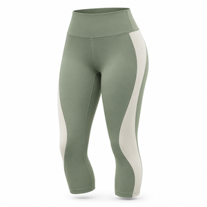 Athletic Fit Breathable Structure Quick Dry Properties Women <b>Capri</b> <b>Legging</b> Made With Lightweight Stretch Fabric Comfortable - Product Image 1