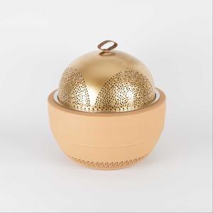 Belle cocotte design avec dôme artistique Hotpot Récipient idéal pour la table à manger Utilitaire de cuisine quotidien et rassemblement à la maison - Product Image 1