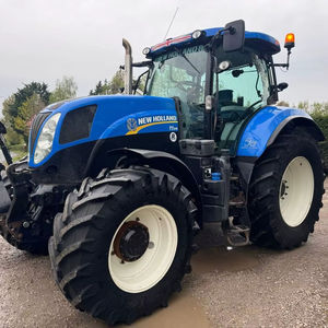 Tracteur agricole New Holland d'occasion 4x4 en stock à de bons prix Achat immédiat Expédition rapide Acheter tracteur New Holland d'occasion EU - Product Image 1