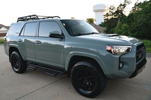 Toyota 4Runner TRD Pro 2021 Usada en Excelentes Condiciones, 1 Dueño, Color Lunar Rock, 4x4, Sin Modificaciones, Propiedad de Texas - Product Image 2