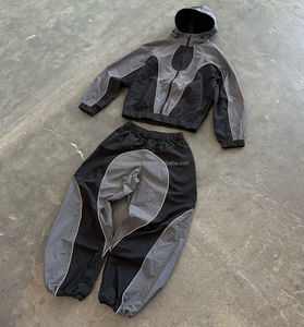 Conjunto de chándal de lana de algodón cortavientos bordado de primavera personalizado para hombres y mujeres chaqueta y pantalones cortos impermeables - Product Image 3