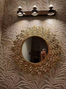 Forme personnalisable de miroir mural décoratif de conception moderne avec cadre en métal solide pour la décoration de bureau à domicile et d'hôtel - Product Image 4