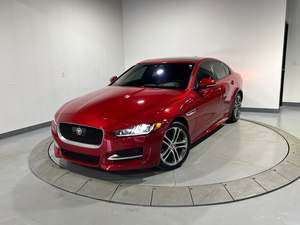 F-TYPE Jaguar 2021 avec toit ouvrant panoramique Sièges en cuir Moteur turbo utilisé soigneusement avec direction à gauche - Product Image 6