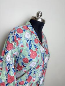 เสื้อเชิ้ตแขนยาวสำหรับผู้หญิงเสื้อเชิ้ตลำลองพิมพ์ลายดอกไม้สีเขียว - Product Image 3