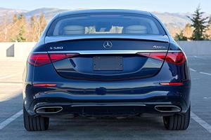 2022 S580 Certifié Propre et en Bon État Boîte de Vitesses Automatique Moteur Turbo Transmission Intégrale Sièges en Cuir Légers R2 - Product Image 2