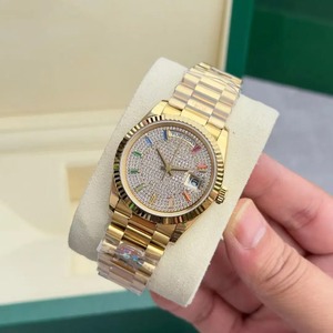 Reloj de Lujo en Oro Amarillo con Caja Redonda de 40 mm, Cristal de Zafiro, Movimiento Mecánico (ETA), Correa de Acero Inoxidable, Unisex - Product Image 1