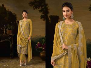 Spécial Mois de l'Eid : Ensemble Salwar Lehenga en Soie Banarasi Semi-Couture avec Bordure en Dentelle et Dupatta pour Femme – Idéal pour les Fêtes - Product Image 6