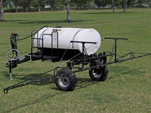 Nuevo Remolque Pulverizador de Alta Calidad con Motor para Uso Agrícola de Alta Productividad - Product Image 4