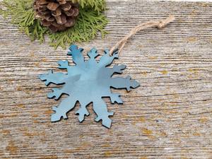 เครื่องประดับต้นคริสต์มาสรูปใบเมเปิ้ล เป็นมิตรกับสิ่งแวดล้อม ของขวัญสุดพิเศษ ตกแต่งบ้านสำหรับคริสต์มาส ปีใหม่ งานปาร์ตี้ ของประดับตกแต่งแขวนสำหรับเทศกาลคริสต์มาส - Product Image 3