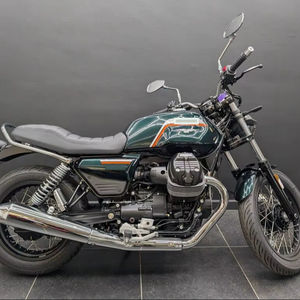 Motocicleta de Alta Calidad de 853cc - Product Image 1