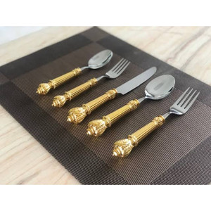 ชุดช้อนส้อมสเตนเลสเรซิน5ชิ้นพร้อมแหวนผ้าเช็ดปากเรซิน - Product Image 3