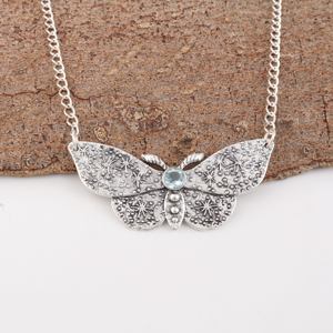 Colgante Conector de Plata 925 Bañada en Plata con Topacio Azul Cielo y Diseño de Ala de Mariposa, Corte Redondo y Engaste de Bisel, Joyería de Moda Nupcial - Product Image 3
