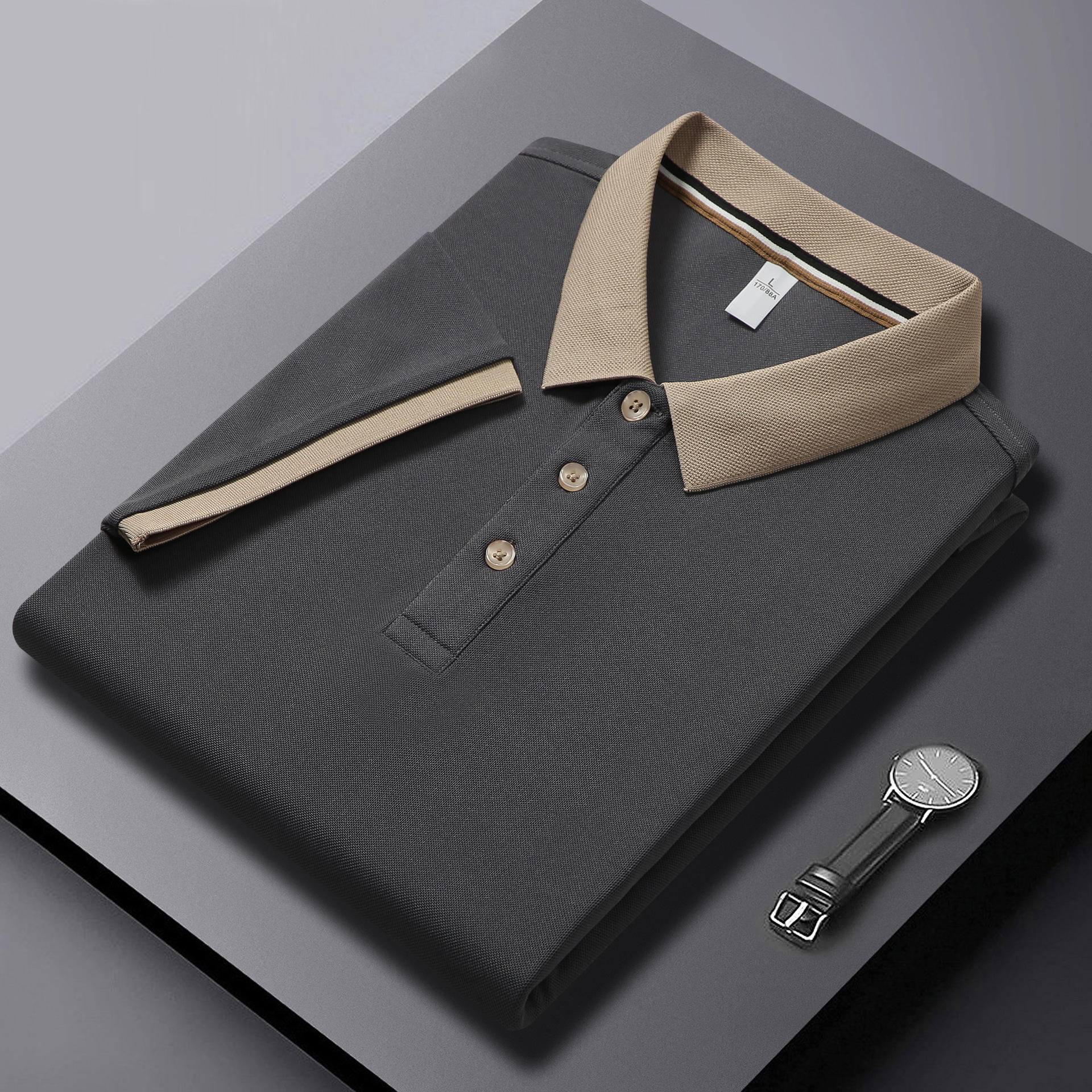 สีเทาเข้ม