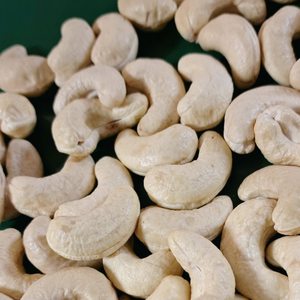 Ready To Ship Kaju Badam <b>Nuts</b> <b>Kernels</b> Cashew <b>Nuts</b> WW240 Short Leadtime - Product Image 1