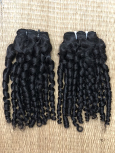 Extensiones de Cabello Humano Remy Vietnamita con Rizo Pixie, Ondas Naturales, Rizos Sueltos y Profundos, Estilo de Rizo Pixie de Moda con Trama a Máquina - Product Image 2